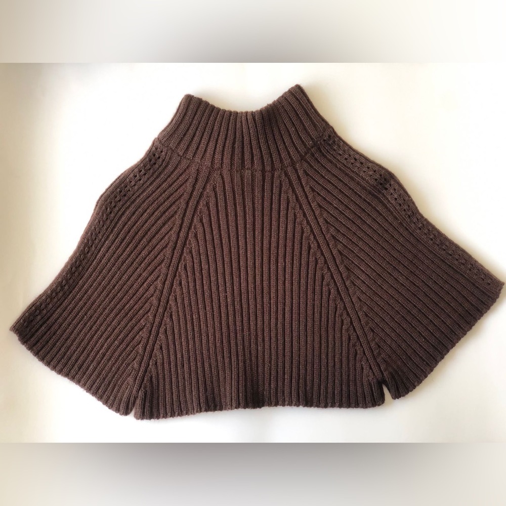 COPY - Dark Brown Warm Embrace Poncho, one size, outlander style, crochet, vint… - Picture 5 of 7